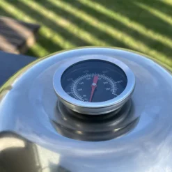 Cloche BlackBull Für BigQube -GrillMeister Verkaufsgeschäft 3b0d1663beccb24b19fb32ceae843851 scaled