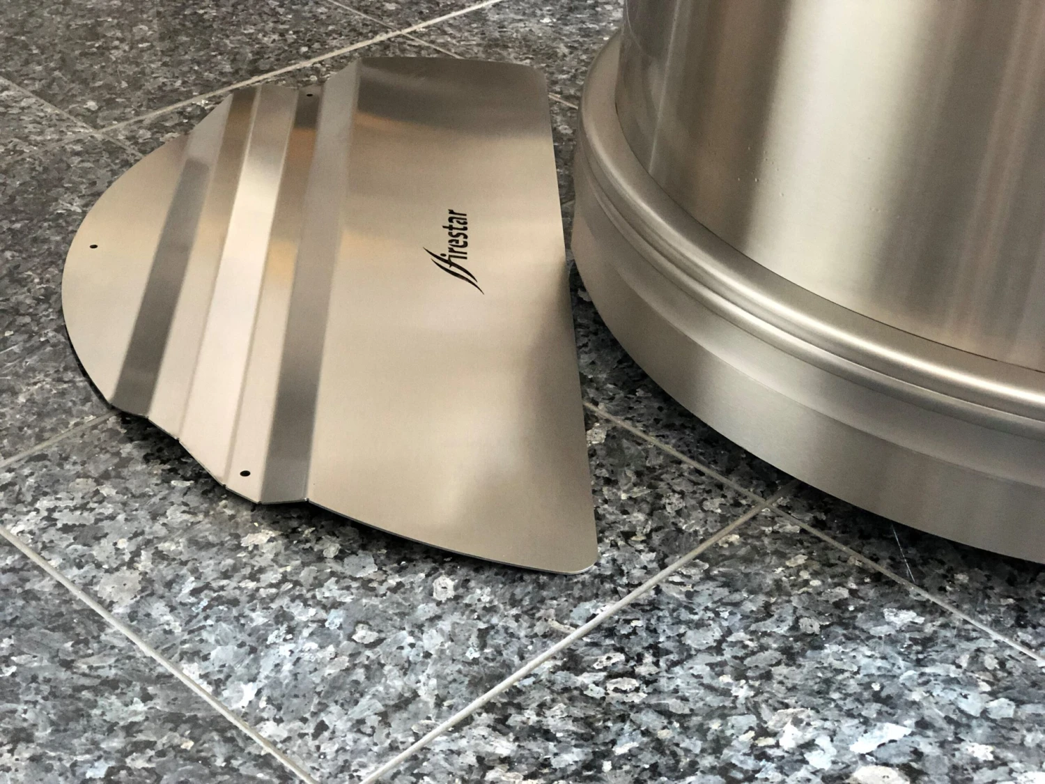 Docking Station Firestar Grillkamin DN 700 1 Docking Station Firestar Grillkamin DN 700