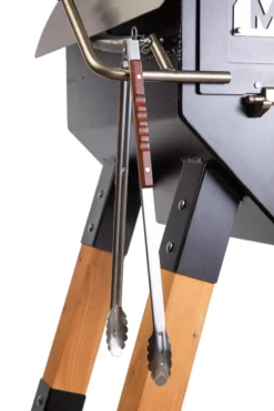 Der Merklinger XXL Grillzange 11 Der Merklinger XXL Grillzange -GrillMeister Verkaufsgeschäft merklinger holzbackofen grill pizzaofen brotbackofen grillzange am ofen jpg